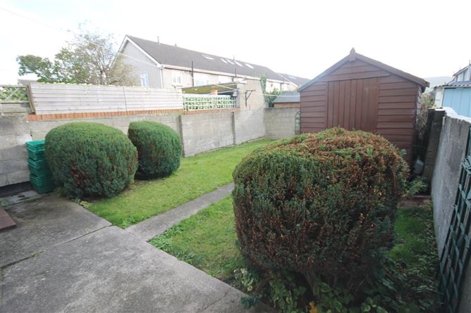 253 Glenview Park, Tallaght, Dublin 24