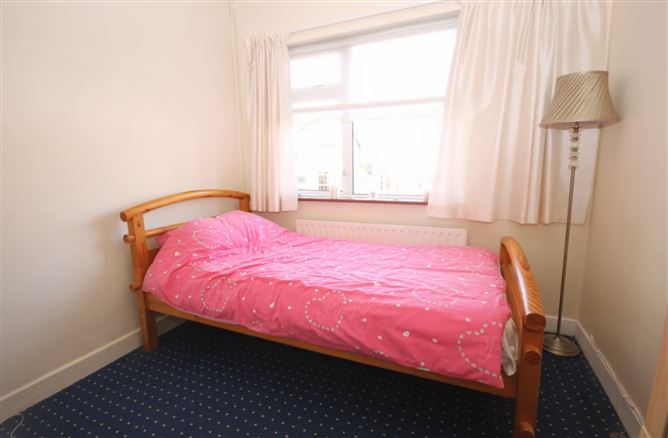 253 Glenview Park, Tallaght, Dublin 24