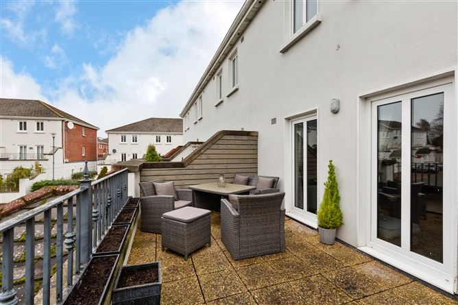 67 Ely Woods , Rathfarnham,   Dublin 16