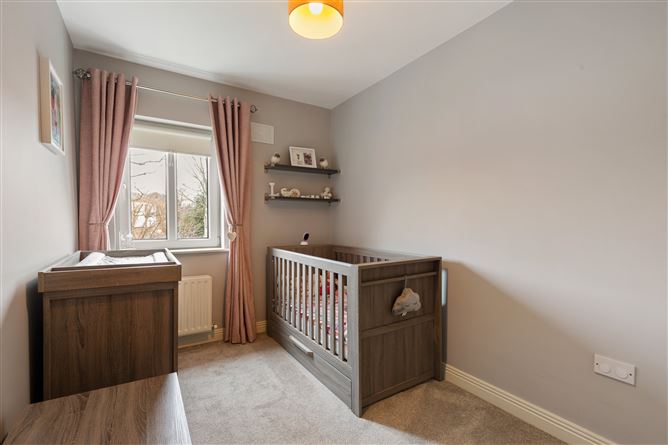 67 Ely Woods , Rathfarnham,   Dublin 16
