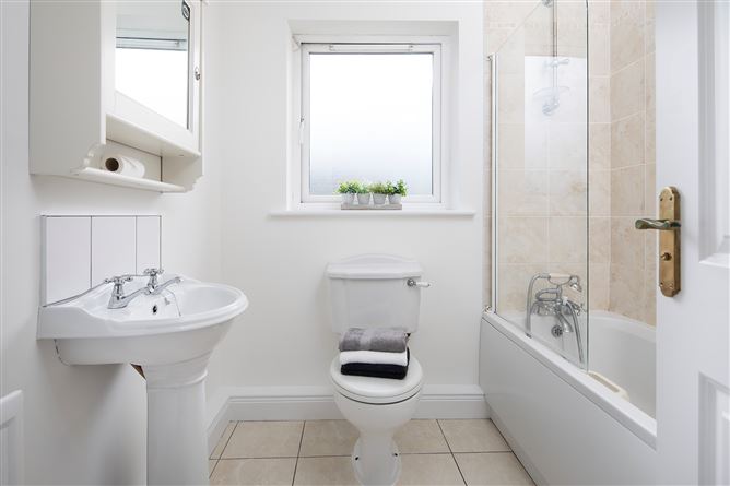 6 Redwood Avenue, Broomfield Village, Midleton, Cork