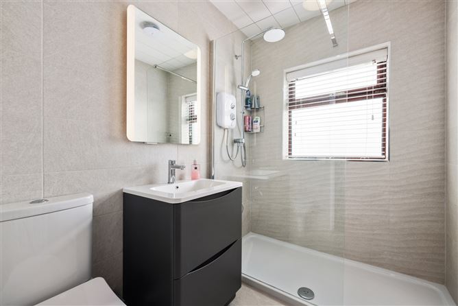 4 The Lawn, Woodbrook Glen, Bray, Co. Wicklow