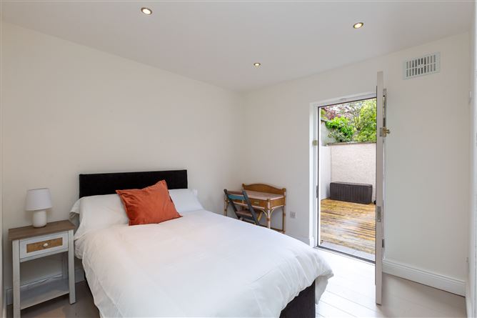 11A Baggot Lane, Ballsbridge, Dublin 4