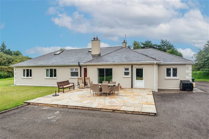 Suantrai, Lewistown, Naas, Co. Kildare