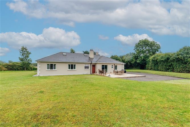 Suantrai, Lewistown, Naas, Co. Kildare