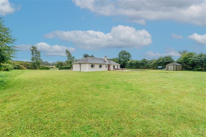 Suantrai, Lewistown, Naas, Co. Kildare