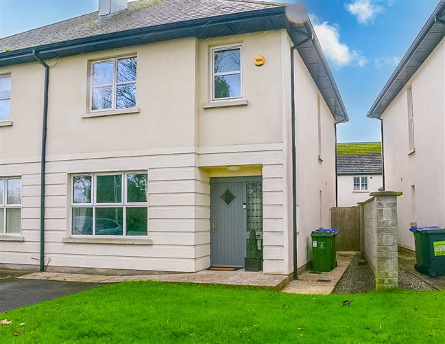 65 Springfield Crescent, Tipperary Town, Tipperary