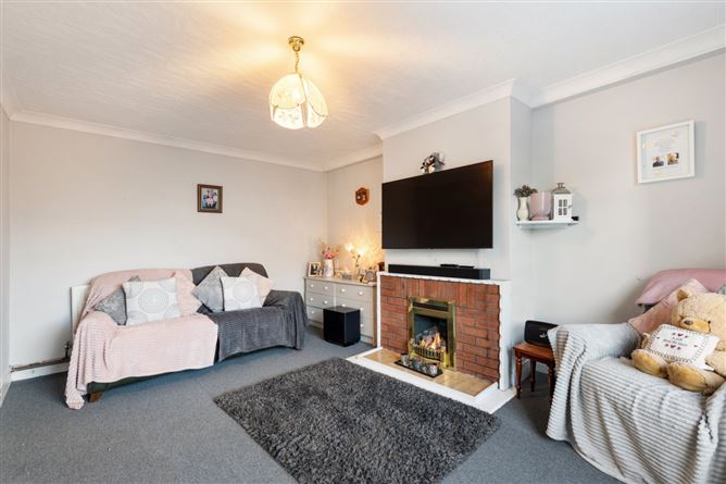 75 O'Connell Gardens, Sandymount, Dublin 4