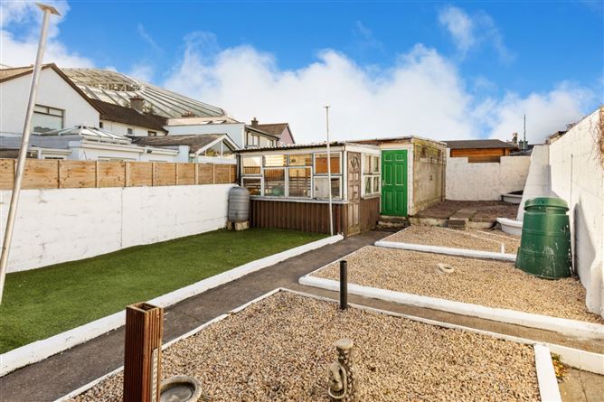 75 O'Connell Gardens, Sandymount, Dublin 4