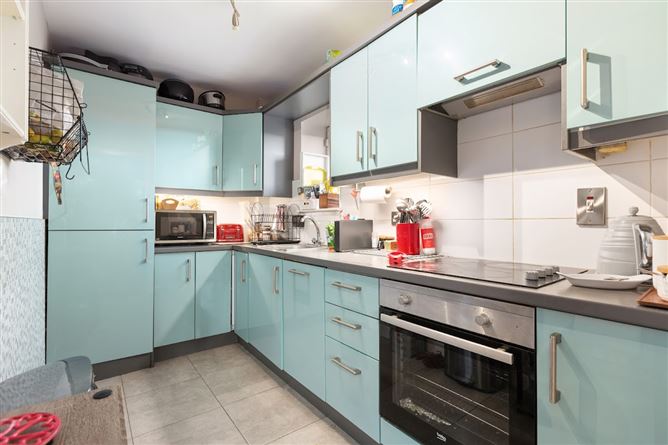 27 Carmichael Hall, Windy Arbour, Dundrum, Dublin 14