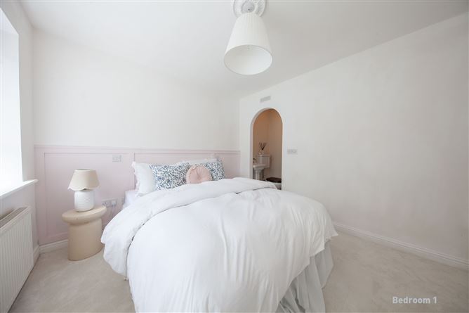 6 Cruise's Hill, Naul Village, Naul, Dublin