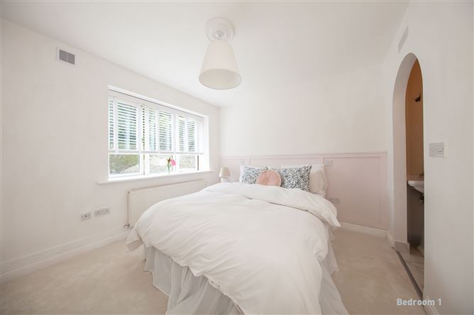 6 Cruise's Hill, Naul Village, Naul, Dublin