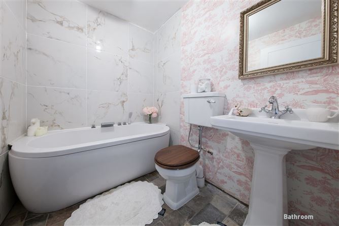 6 Cruise's Hill, Naul Village, Naul, Dublin