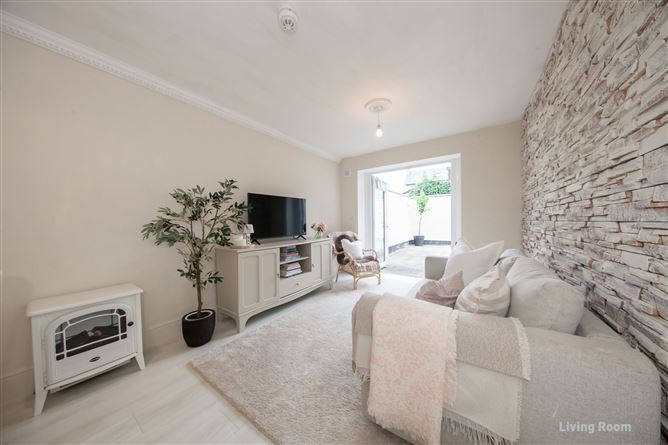6 Cruise's Hill, Naul Village, Naul, Dublin