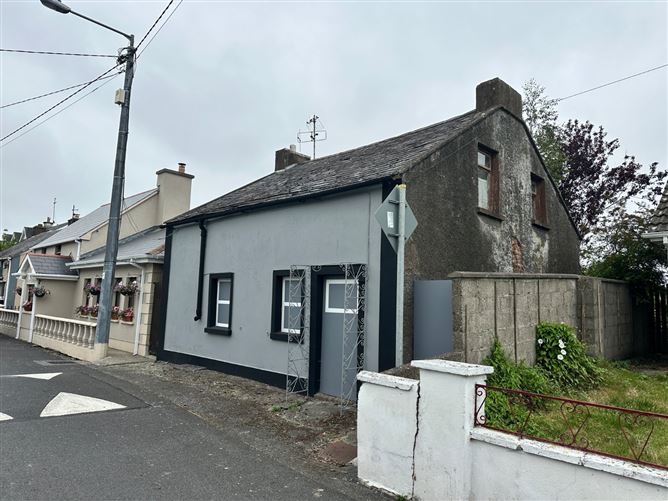 Chapel Street, Mooncoin, Co. Kilkenny