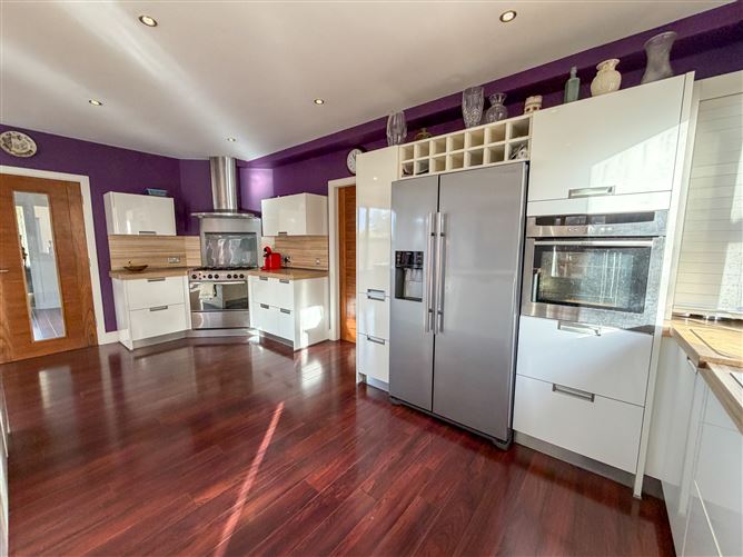 Lower Quays, Cloonmonad, Westport, Mayo