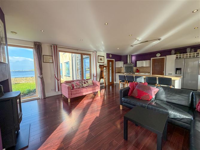 Lower Quays, Cloonmonad, Westport, Mayo