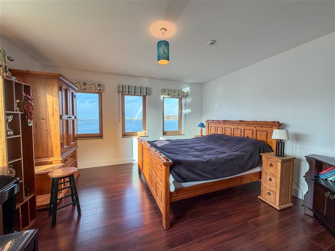 Lower Quays, Cloonmonad, Westport, Mayo