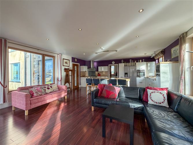 Lower Quays, Cloonmonad, Westport, Mayo