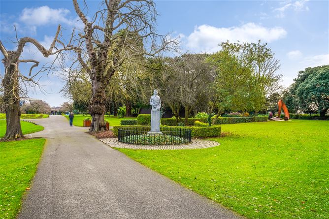 Photo 33 of 36 — 1 Knockmaree, Chapelizod, Dublin 20