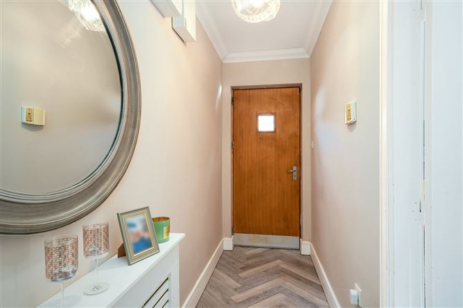 1 Knockmaree, Chapelizod, Dublin 20