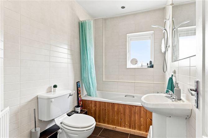 Photo 11 of 20 — 50 Holywell View, Swords, County Dublin