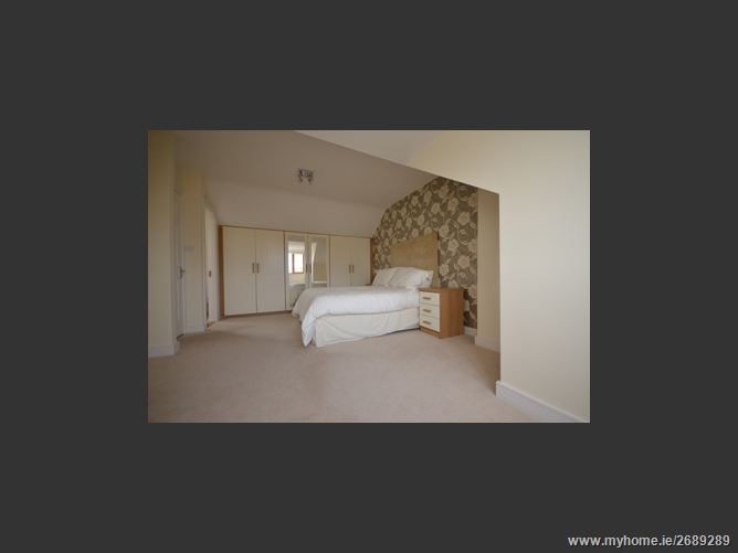 13 Broadfield Drive, Rathcoole, Dublin
