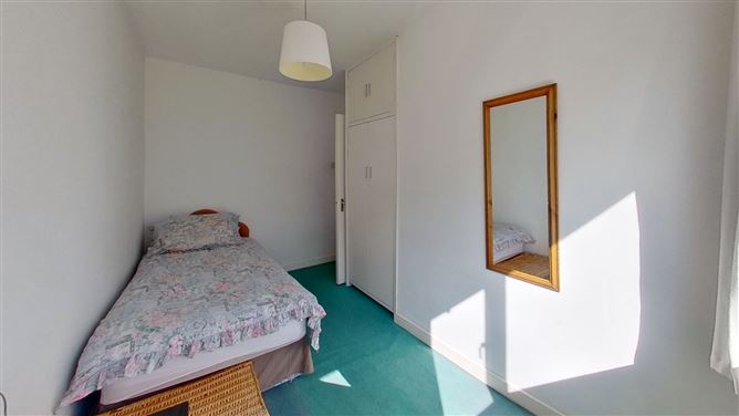 42 Shrewsbury Road, Shankill, Co. Dublin