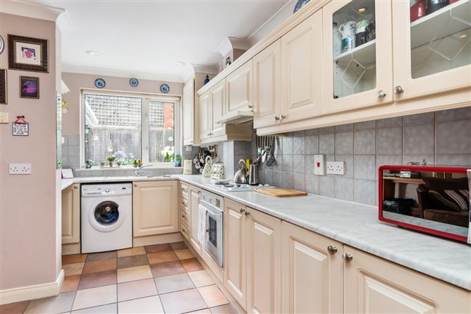 15 Springvale, Edmondstown Road, Rathfarnham, Dublin 16