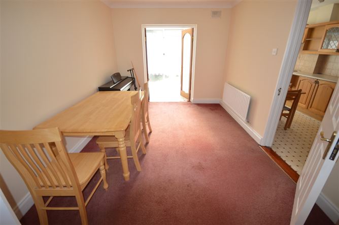 2 Esker Woods Drive, Lucan, Dublin