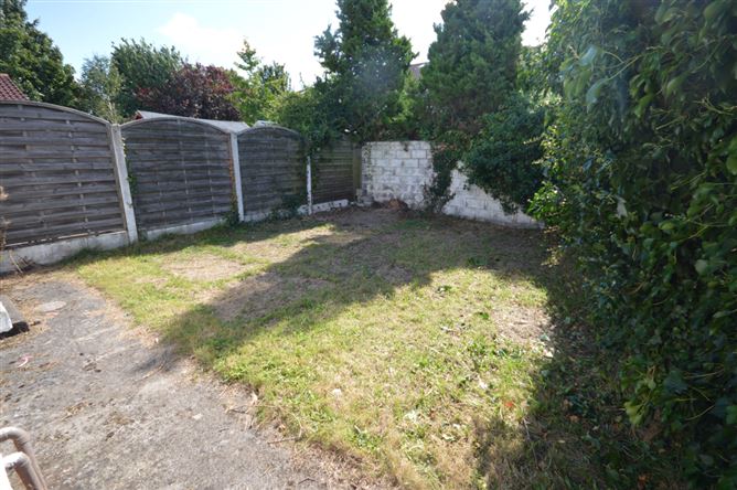 2 Esker Woods Drive, Lucan, Dublin