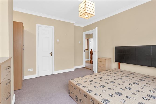 28 Hollywood Park, Naas, Co. Kildare