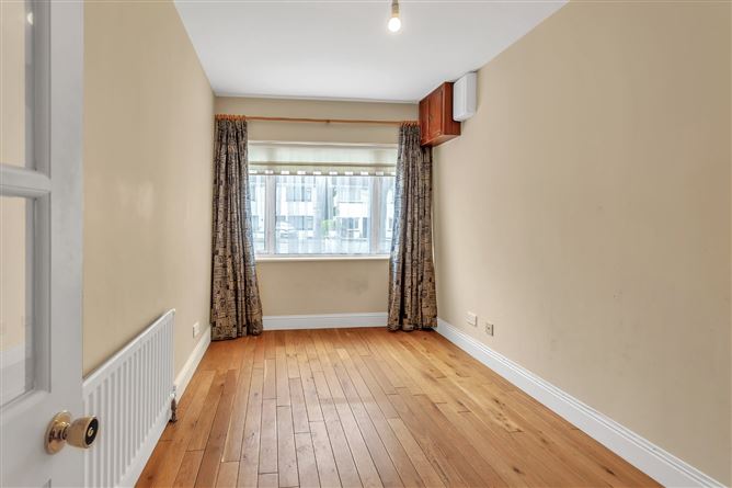 28 Hollywood Park, Naas, Co. Kildare