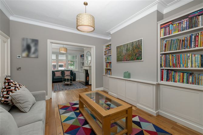 https://photos-a.propertyimages.ie/media/9/8/2/4939289/c5c5ee28-622b-45fb-aa05-50f42dc712c7_l.jpg