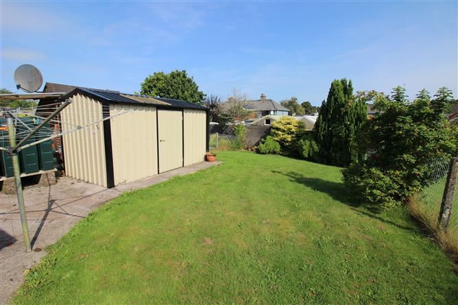8 Oakwood, Macroom, Cork