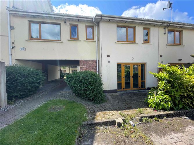 37 Hampton Wood Avenue, Finglas, Dublin 11