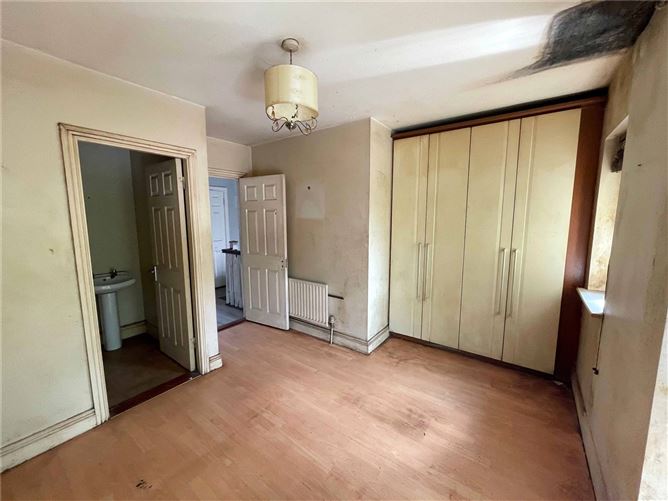 37 Hampton Wood Avenue, Finglas, Dublin 11