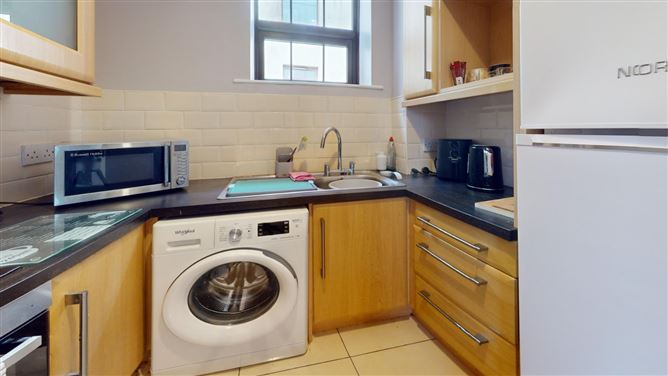 Photo 7 of 18 — 16 Priory House, Wexford Town