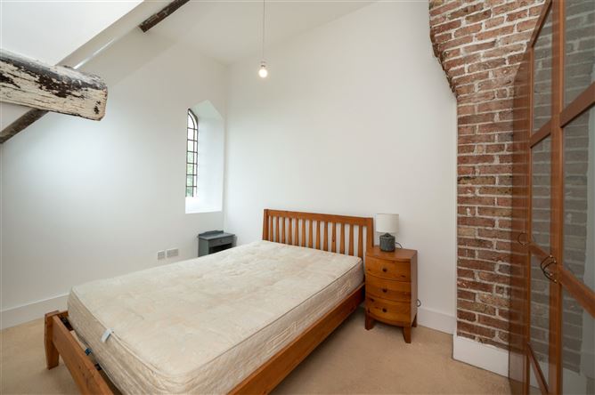 402 Atkins Hall, Lee Road, Cork