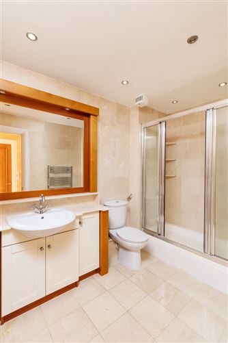 50 Howth Lodge, Howth, Co. Dublin