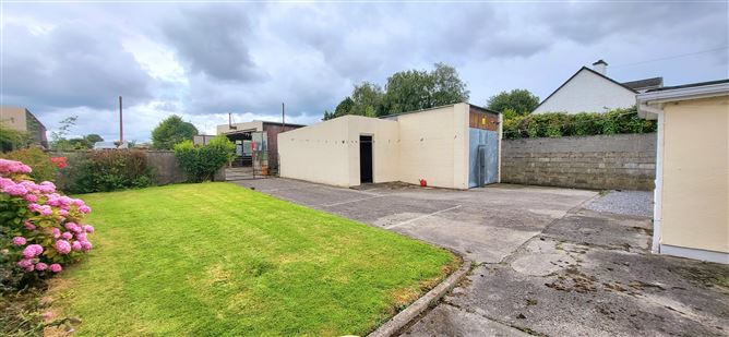 Photo 36 of 37 — Burkes Hill, Birr, Offaly