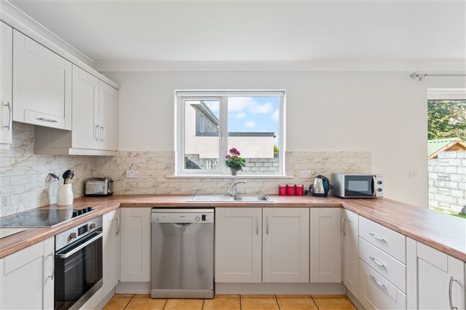 59 Bluebell Woods, Oranmore, Galway