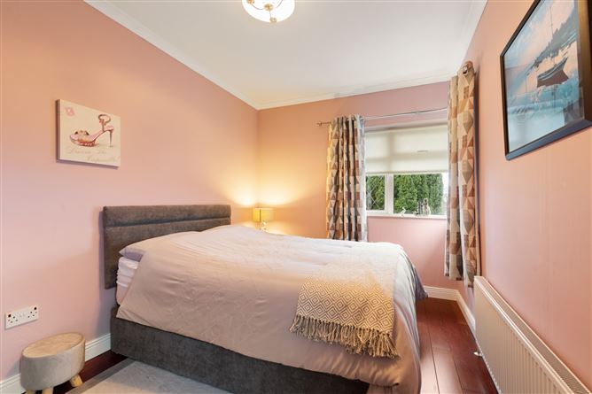 1 Hollywood Park, Goatstown, Dublin 14
