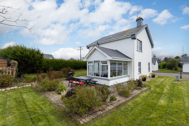 42 Castle Gardens, St. Helens, Wexford