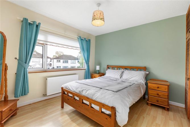 Photo 7 of 12 — 16 Castleknock Grove, Castleknock, Dublin 15