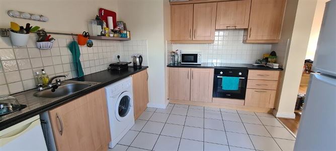 13 The County, Bridge Street, Carrick-On-Shannon, Leitrim