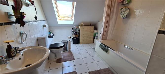 13 The County, Bridge Street, Carrick-On-Shannon, Leitrim