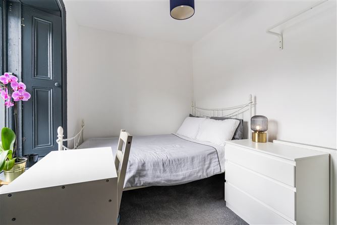 2 Pembroke Cottages, Dundrum, Dublin 14