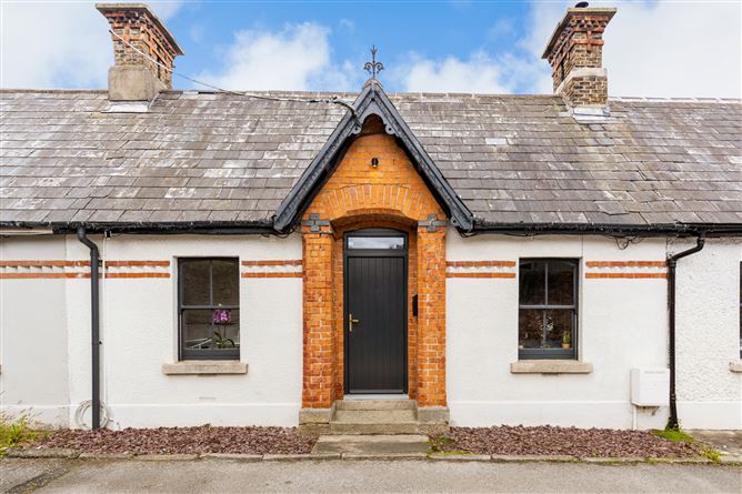 2 Pembroke Cottages, Dundrum, Dublin 14