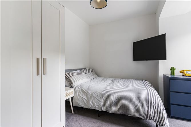 2 Pembroke Cottages, Dundrum, Dublin 14